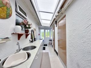 Photo 21- click for photo gallery